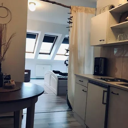 Kleine Mit Hund * Lütow